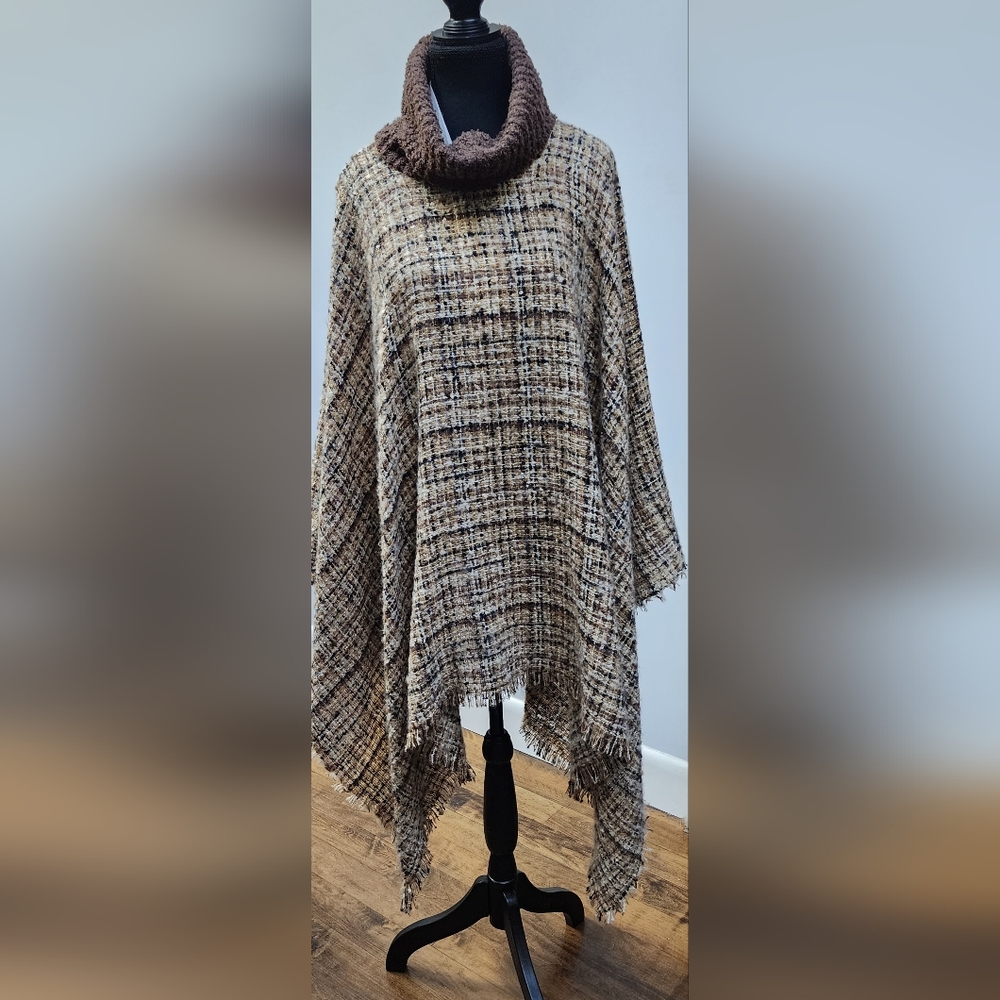 David & Young Turtleneck Poncho  Size OSFM   NWT
